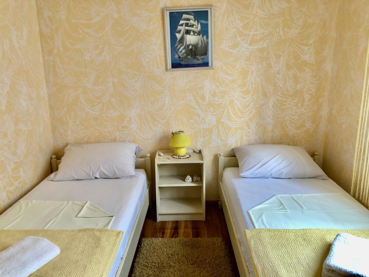Apartamento Pine & Oak With Shared Seasonal Hot Tub
